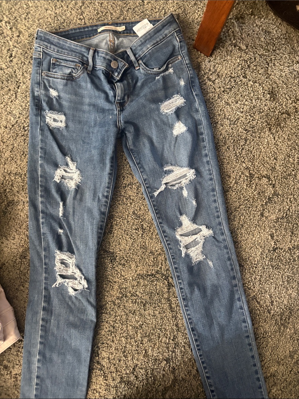 Distressed Light Blue Women's Jeans - Slim Fit